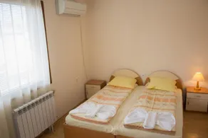 Vikoni Family Hotel - Image 3