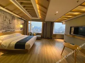 Yibin Grand Hotel - Image 4