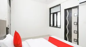 Rajmahal Residency Hotel by OYO Rooms - Image 3