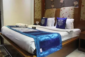 Oyo Premium Har Ki Pauri - Image 5