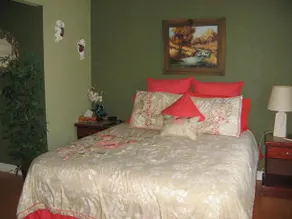 Reflections Guest House - Image 2