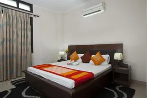 OYO Rooms Medanta III - Image 5
