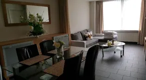 Apartment + Studios Insulinde - Image 4