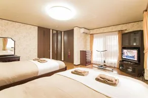 Benten Rooftop House - Image 4