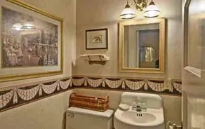 Abbercromby Penthouse Suites Decatur Texas - Image 2