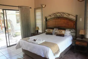 Woodlands Bush Lodge - Image 3