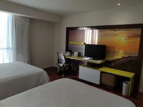 Holiday Inn Expres Hotel & Suites Ciudad de México en el WTC - Image 2