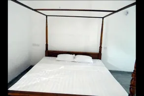 Rathnamali Pilgrims Rest Guest House - Image 4