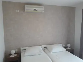 Roza Guest House - Image 3