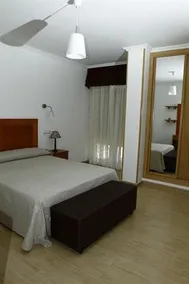 Hostal Restaurante Pinarejo - Image 4