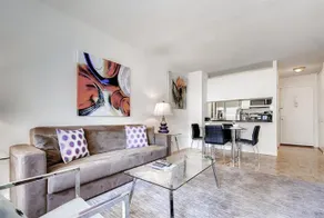 Global Luxury Suites at Windsor Court - Image 5