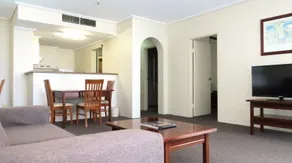 Nesuto Sydney Serviced Apartments - Image 4