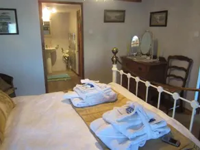Alouette Bed & Breakfast - Image 4