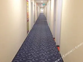 7 Days Inn (Cangzhou Rongsheng Square) - Image 2
