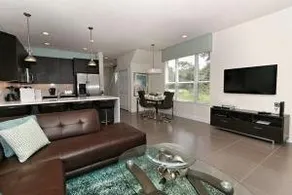 3 Bed Townhome At Serenity 17313 Orlando - Image 2