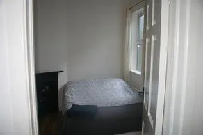 2 Bed House Beside Arena Venue - Image 4