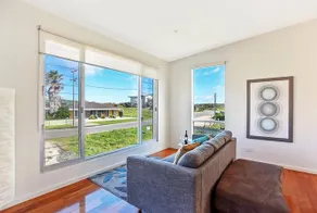 RiverSea Goolwa Beachhouse - WiFi - Pet-Friendly - Image 5
