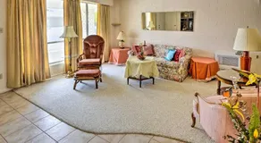 2br Sun City House W/Covered Patio & Yard - Image 5