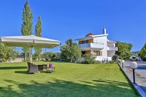 Maltezos Villa - Image 2