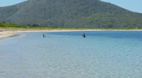 One Street from Main Beach - Image 3