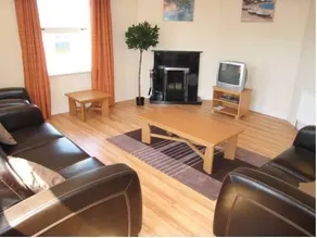 Tir gan Ean Holiday Village - Image 3