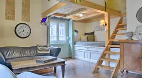 Lavender Circus Apartments - Image 2