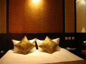 Baolong Homelike Hotel Jinian Branch - Image 4