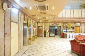 Borg Al Alam Hotel - Image 4