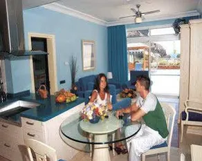 Holiday Club Amadores Beach Club - Image 1