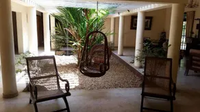 Bungalow 7 - Image 2