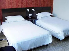 Yuntel Inns Kunming Xichang Road - Image 5