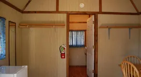 O'Connell's Yogi Bear Lakefront Cabin - Image 2