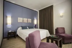Hotel Emperatriz - Image 2