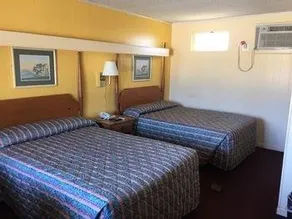 Sunset Inn - Image 3