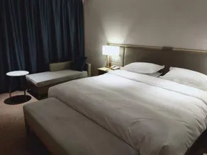 Rushan International Hotel - Image 4