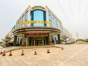 AMAZING INTERNATIONAL HOTEL - Image 4