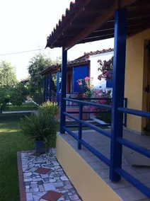 John And Jenny's - Image 2