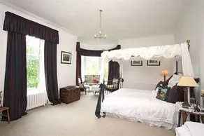 Glenavon House - Image 1
