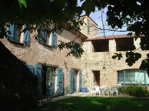 Bed And Breakfast Jardins De Vies - Image 2