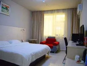 Super 8 Tai'an Bus Station Hotel - Image 3