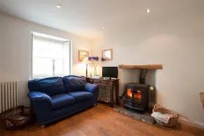 Bay Cottage - Image 2