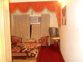 The Raj Deluxe - Image 5