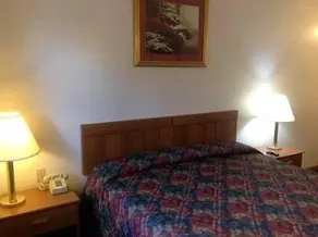 Berlin's Motel - Image 3