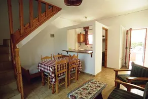 Villa Rosa Apartments - Image 4