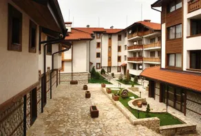 Winslow Atrium - Image 5
