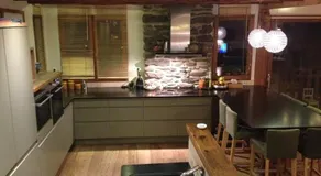 Chalet Marron - Image 2