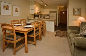 Wildwood Lodge by Outpost Whistler - Image 2