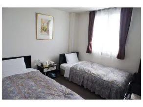 Shinmachi Station Hotel - Image 1