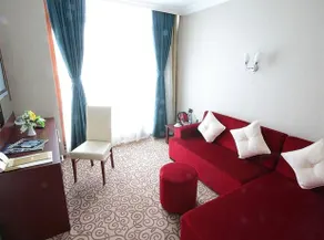 Grand Ani Hotel - Image 4
