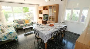 Holiday Home Burgos Cambrils - Image 4